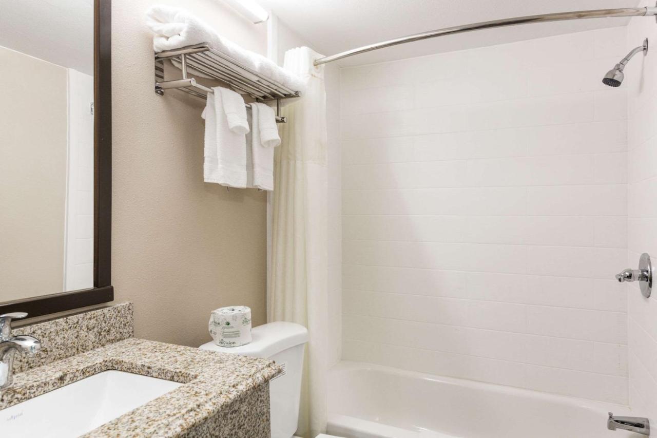 Fairmount Inn & Suites - Stroudsburg, Poconos Delaware Water Gap Εξωτερικό φωτογραφία