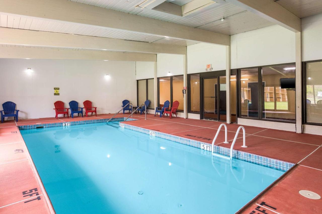 Fairmount Inn & Suites - Stroudsburg, Poconos Delaware Water Gap Εξωτερικό φωτογραφία